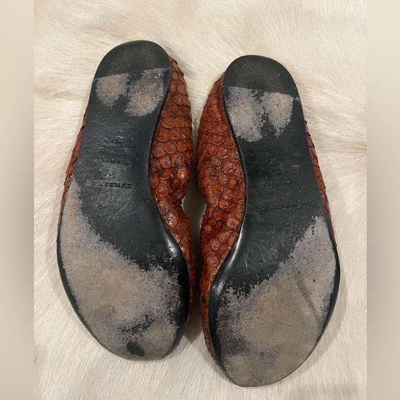 BURBERRY Snakeskin Ballet Flats, size 37 - Picture 2 of 2